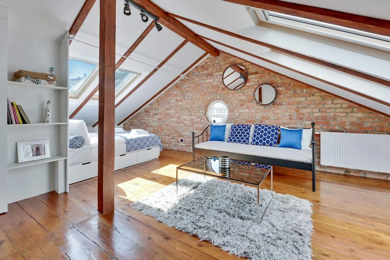 Lion Apartments - Sopot Cosy Attic 0*,  Poland