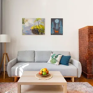 https://cracow-is-beautiful-royal-route-apartment.krakowhotelspoland.com